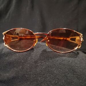 Vintage Tortoiseshell Sunglasses with Gold Accents